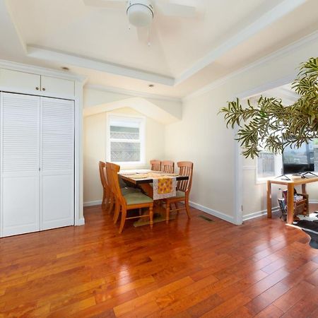 Spacious Renovated Petaluma Home- Pool Table, Fire Pit, Parking 外观 照片