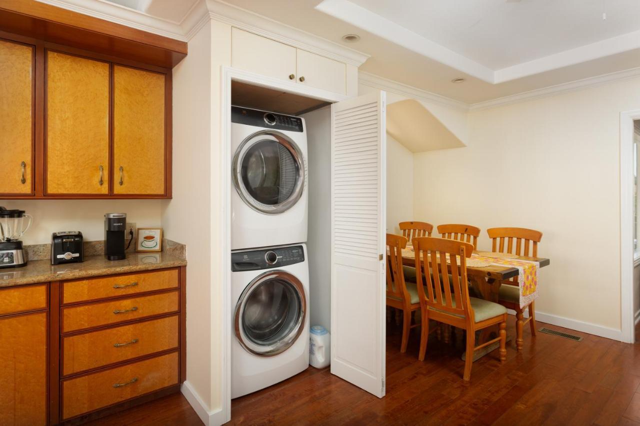 Spacious Renovated Petaluma Home- Pool Table, Fire Pit, Parking 外观 照片