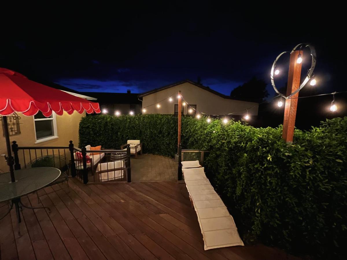 Spacious Renovated Petaluma Home- Pool Table, Fire Pit, Parking 外观 照片