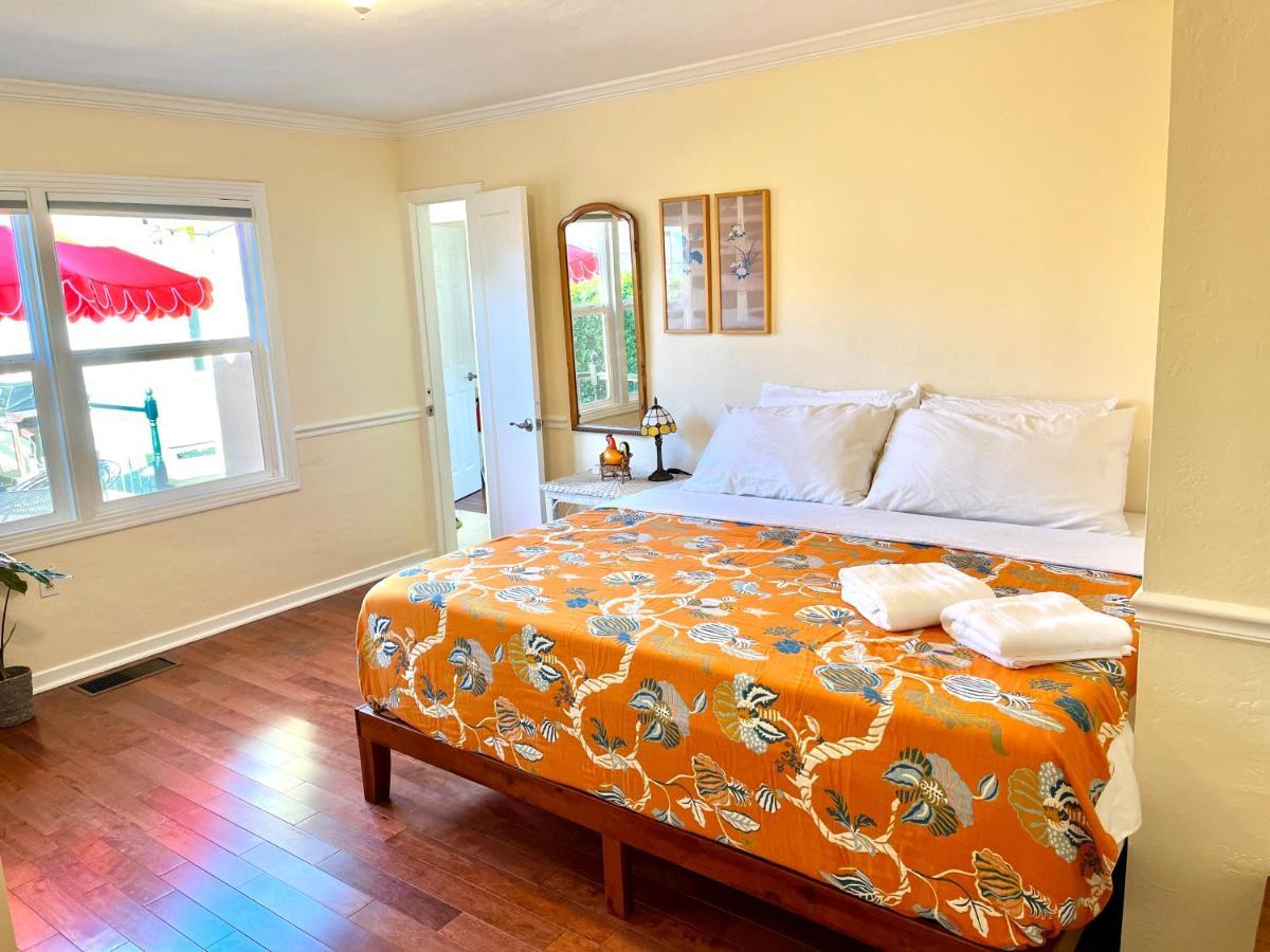 Spacious Renovated Petaluma Home- Pool Table, Fire Pit, Parking 外观 照片